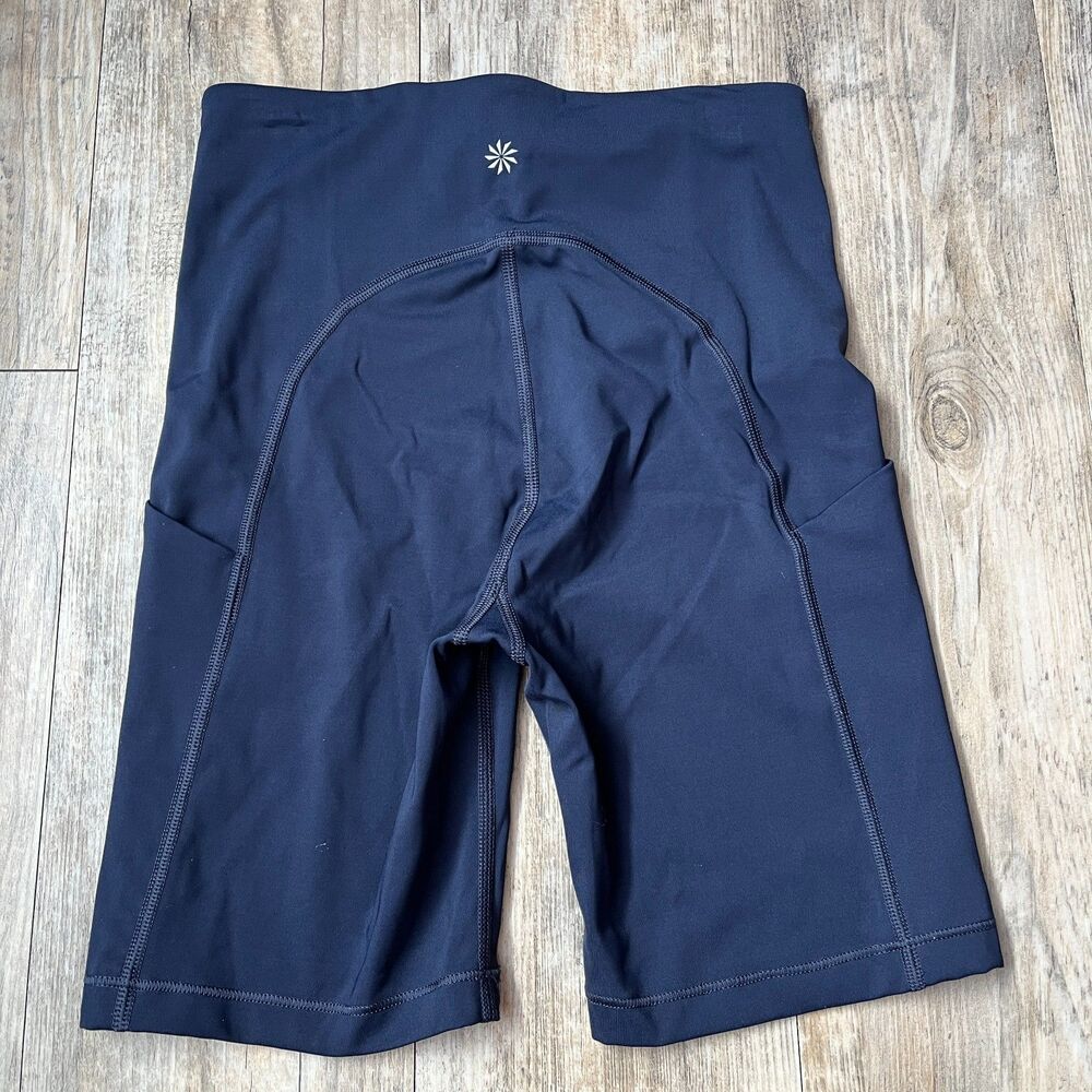 Athleta Ultimate Stash Pocket 7" Short  Navy Blue Size XS Athleisure Biker Work